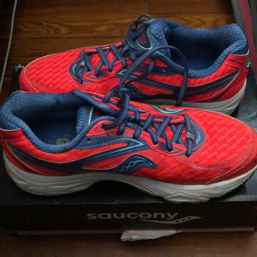 Saucony Women’s Ride 8 Running Shoe